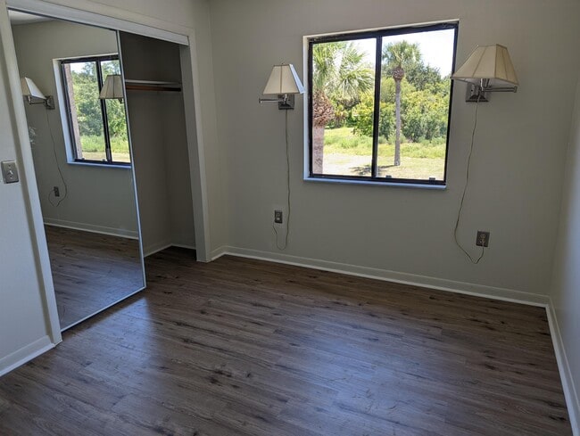 Building Photo - 228 San Paulo Cir