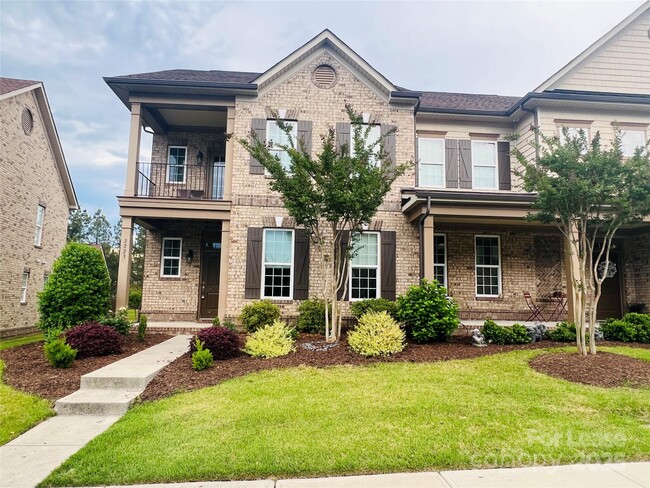 Primary Photo - 2223 Eversham Dr NW