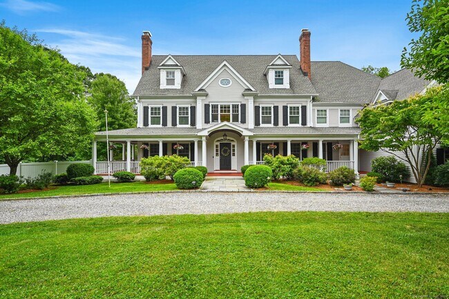 Primary Photo - 87 Buckingham Ridge Rd