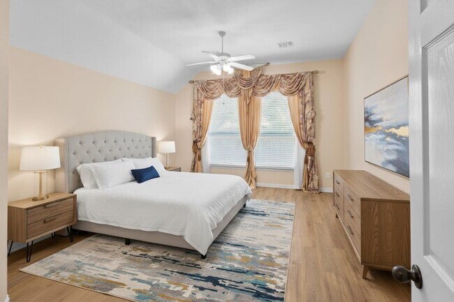 Building Photo - 13415 Highland Park Ct