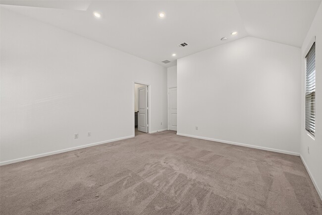 Building Photo - 5558 Amber Brook Ln