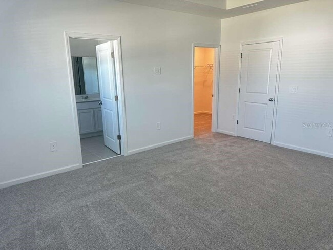 Building Photo - 2729 Skyline Lp