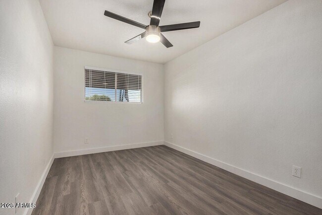 Building Photo - 18202 N Cave Creek Rd