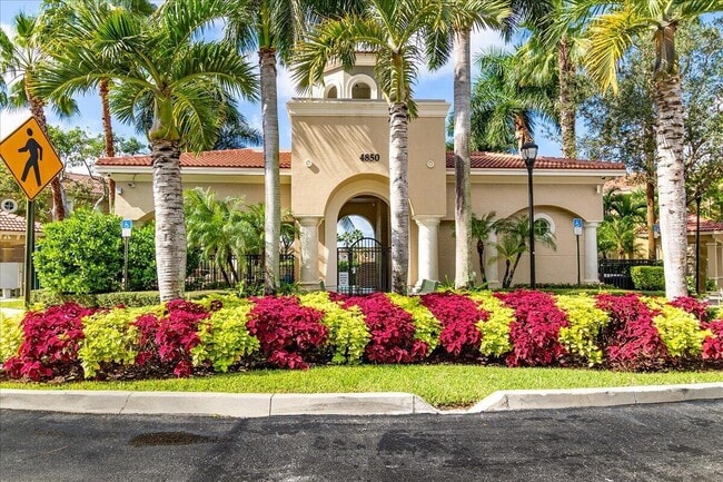 Building Photo - 4986 Bonsai Cir