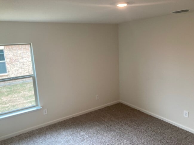 Building Photo - 3007 Boran Dr