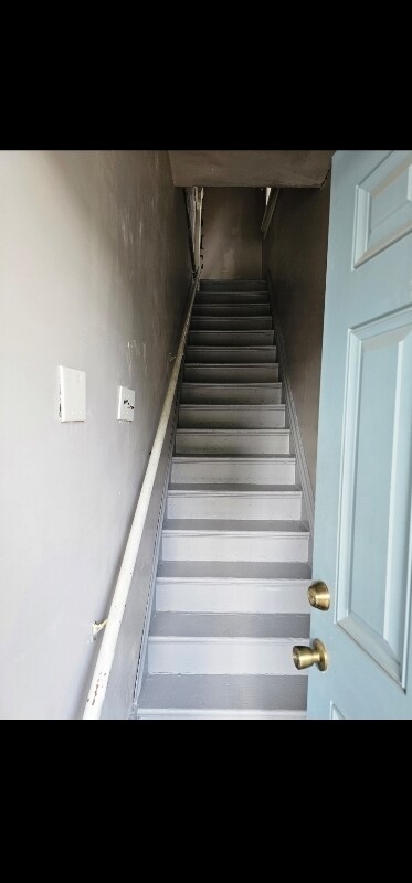 Building Photo - 459 Eichelberger St