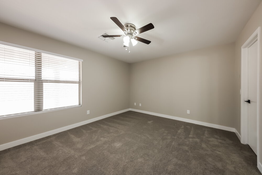 Building Photo - 13859 W Tara Ln