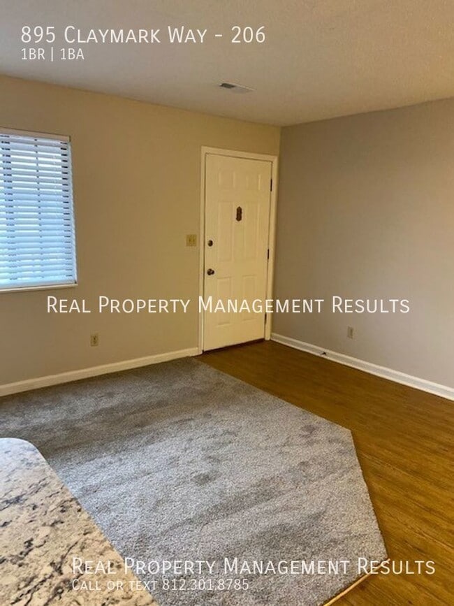 Building Photo - 895 Claymark Way