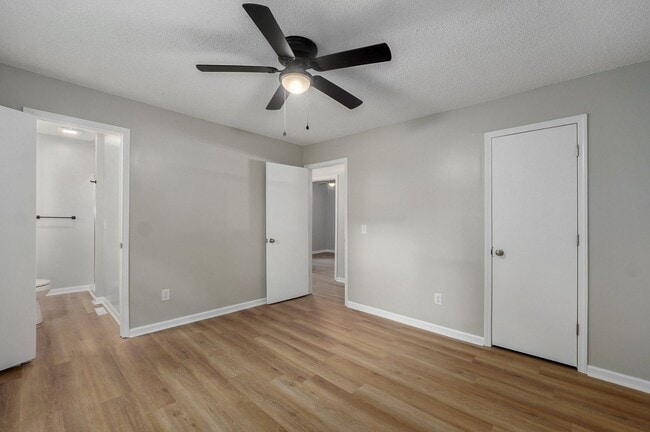 Building Photo - Charming 3 bedroom house in Springfield,MO!
