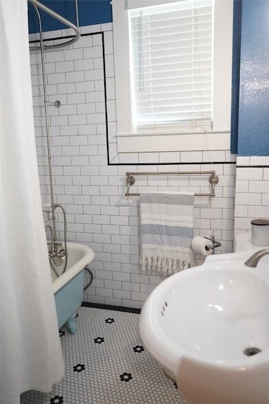 Building Photo - 2826 Avenue P 1/2