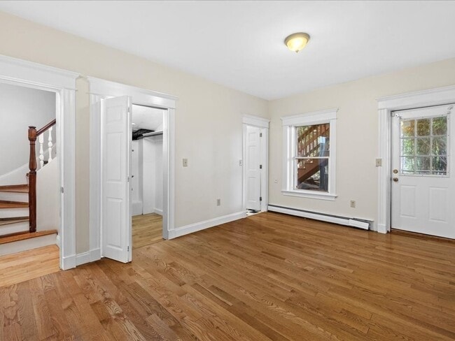 Building Photo - 49 Old Harbor St