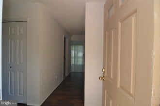 Building Photo - 4004 Adelaide Dr