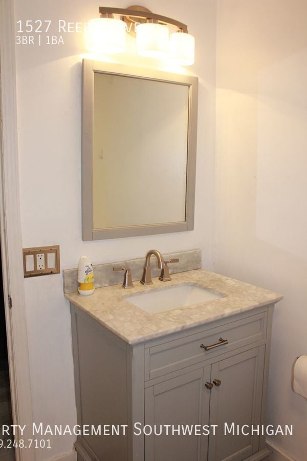 Building Photo - 1527 Reeder Ave