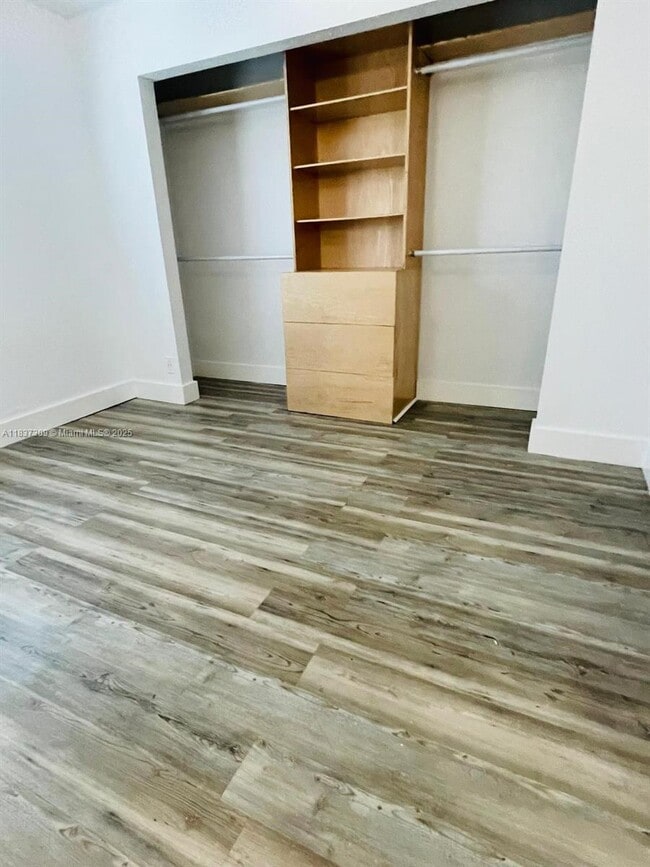 Building Photo - 8084 NW 41st Ct