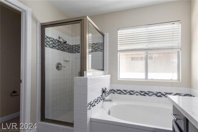 Building Photo - 9424 Deer Lodge Ln