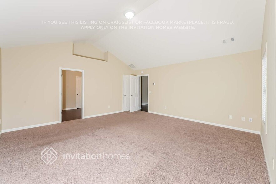 Building Photo - 5821 Apple Grove Rd NE
