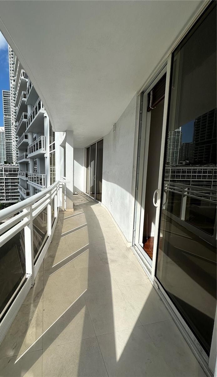 Building Photo - 901 Brickell Key Blvd