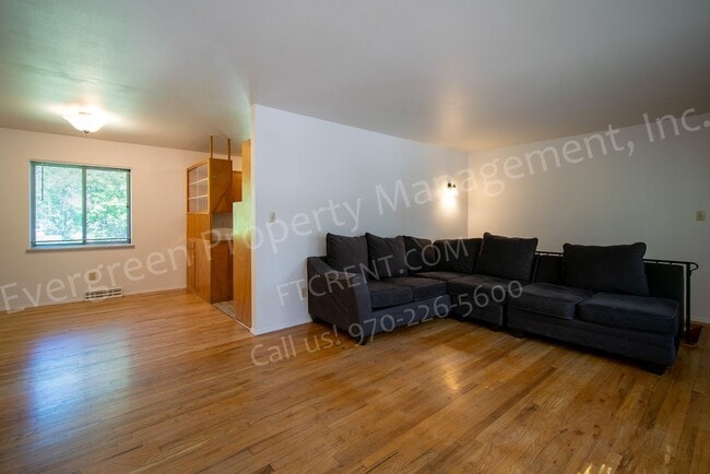 Building Photo - 1117 Fairview Dr