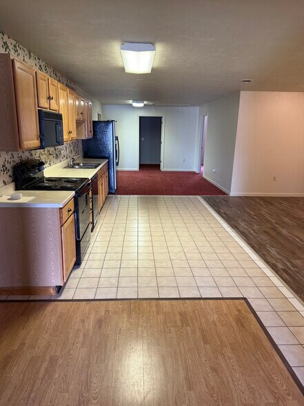 Building Photo - 4128 Jordan St