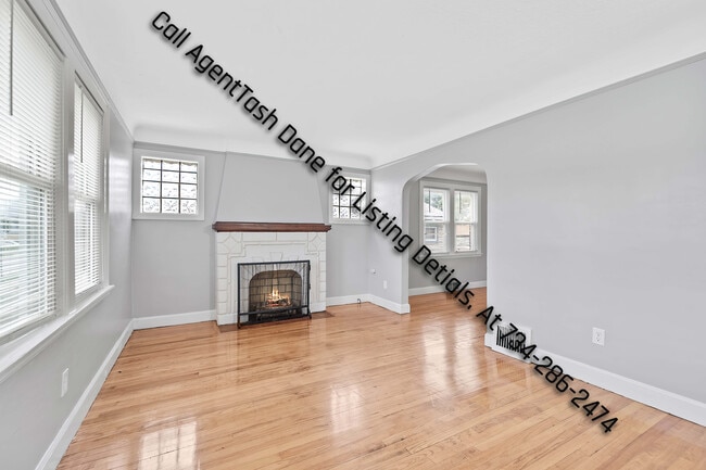 Building Photo - 1524 Cicotte Ave