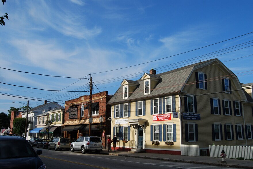 downtown EG - 4430 Post Rd