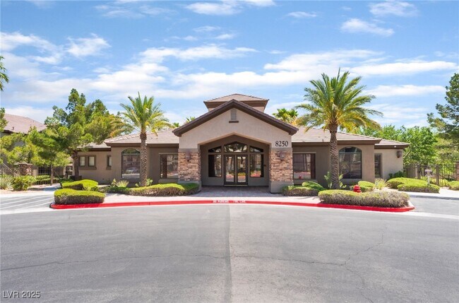 Building Photo - 8250 N Grand Canyon Dr