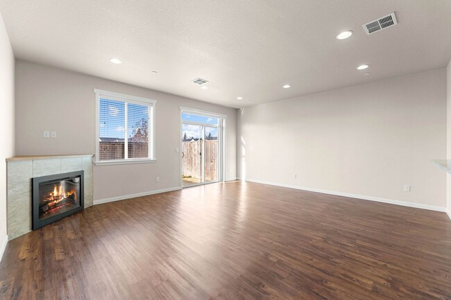 Building Photo - Amazing home for rent in Ridgefield!!