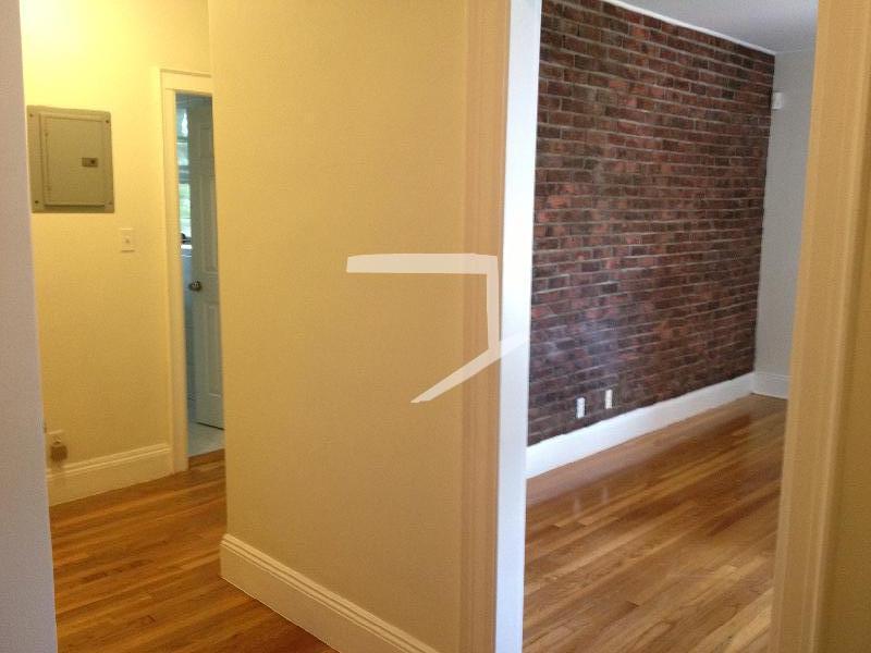 Building Photo - 247 Chestnut Hill Ave