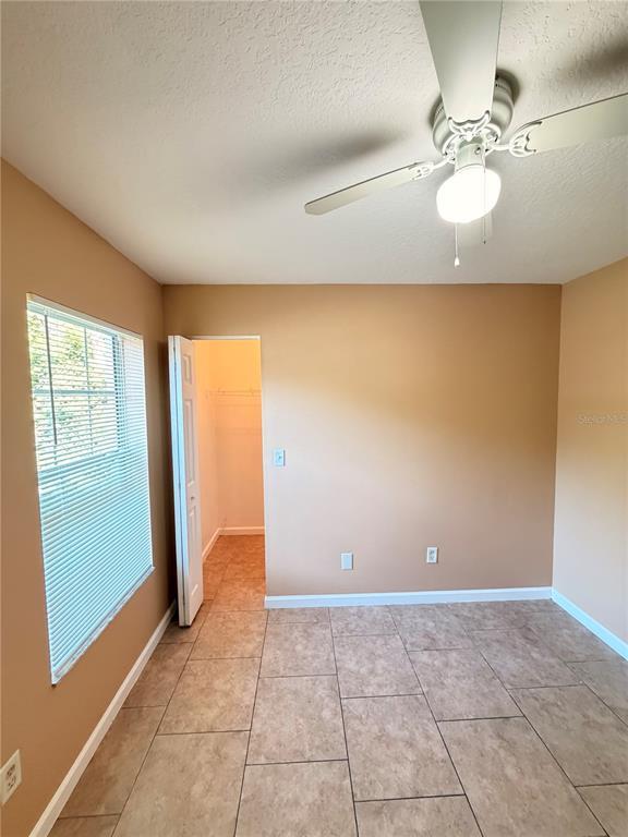 Building Photo - 24 Ryall Ln