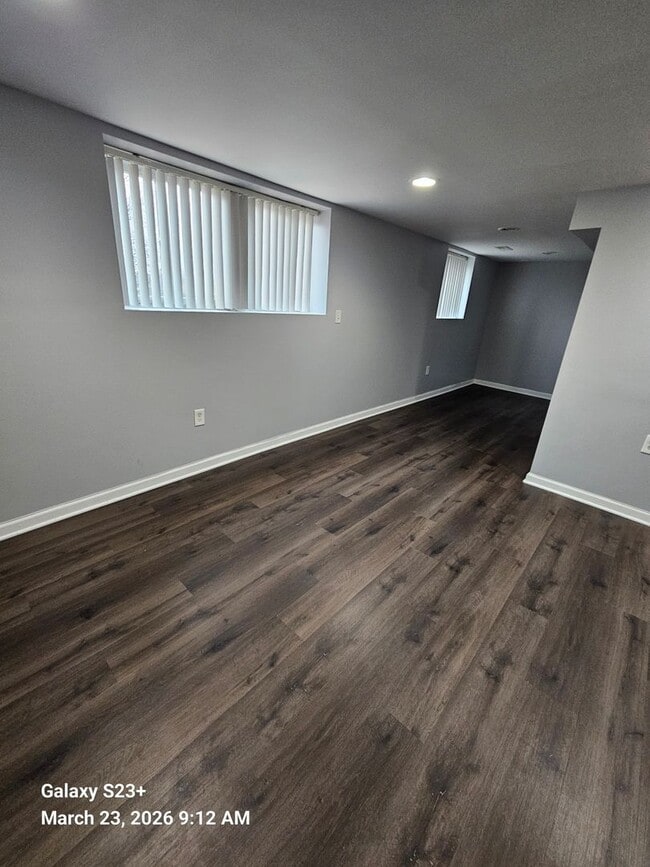 Building Photo - EDGEWOOD - SINGLE FAMILY RANCHER