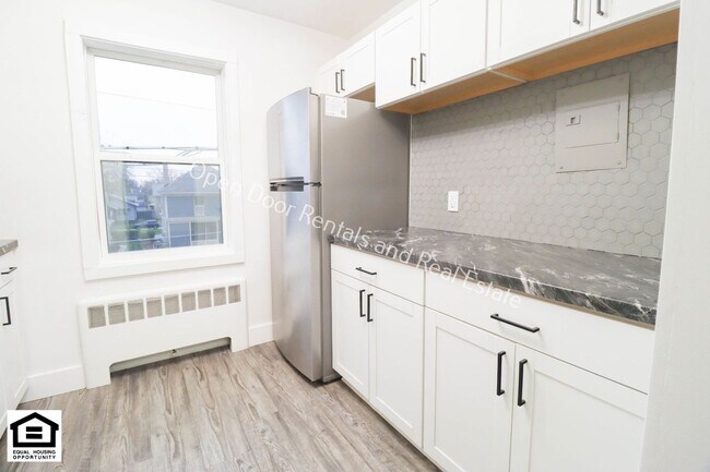 Building Photo - 1823 Griswold Dr