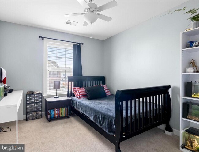 Building Photo - 6029 Popes Creek Pl