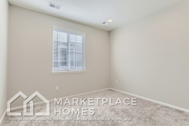 Building Photo - 27003 E Archer Ave