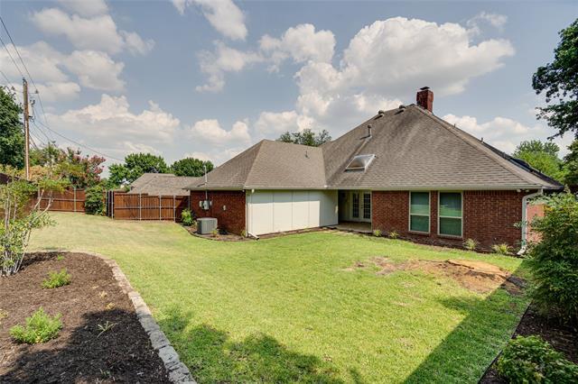 Building Photo - 2942 Woodland Hills Dr