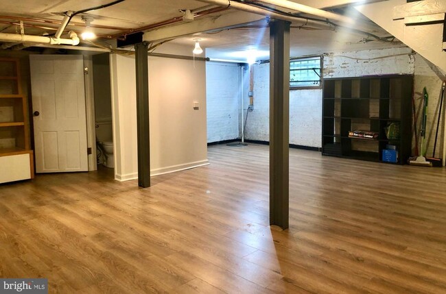 Building Photo - 3973 Harrison St NW