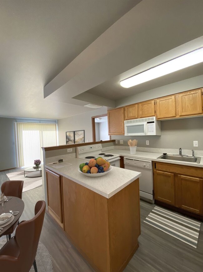 Building Photo - Plum106 (CWP)