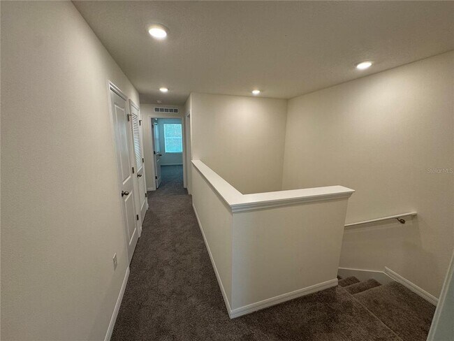 Building Photo - 371 Preston Cv Dr