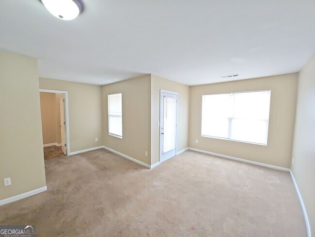 Building Photo - 1098 Mcconaughy Ct