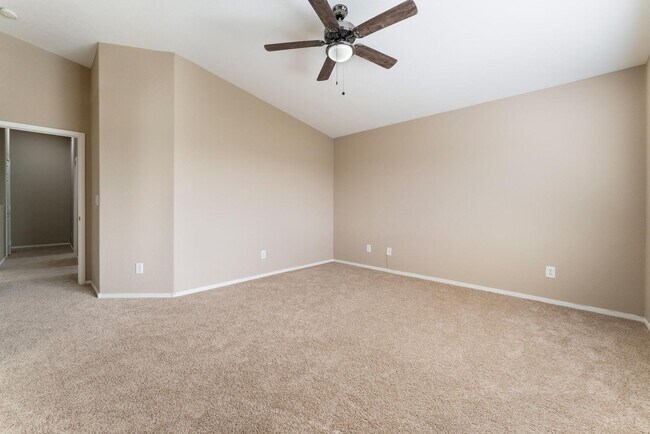 Building Photo - 6604 Lavender Lilly Ln