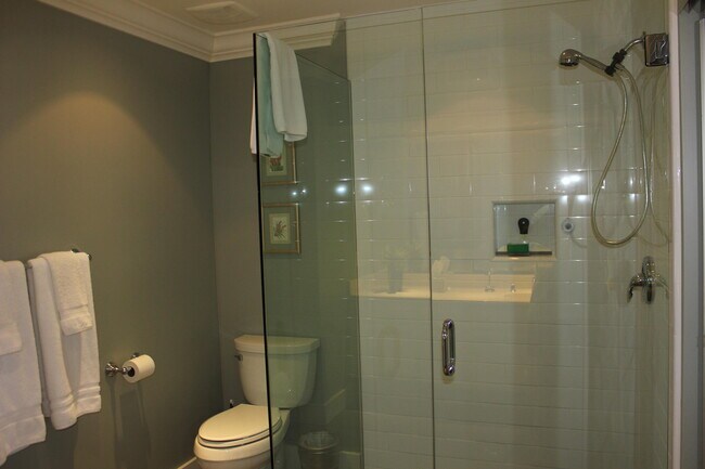 Building Photo - 36 El Toro Dr