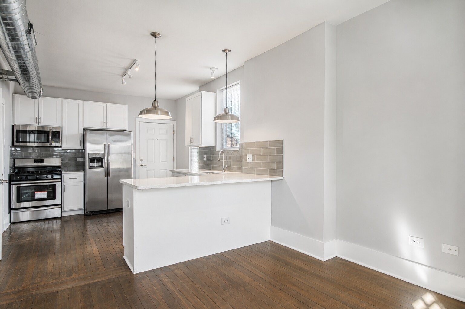 Building Photo - 2117 W 18th St