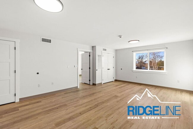 Building Photo - 2501 8th Ave N