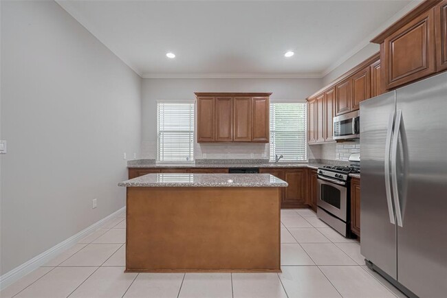 Building Photo - 15210 Addicks Stone Dr