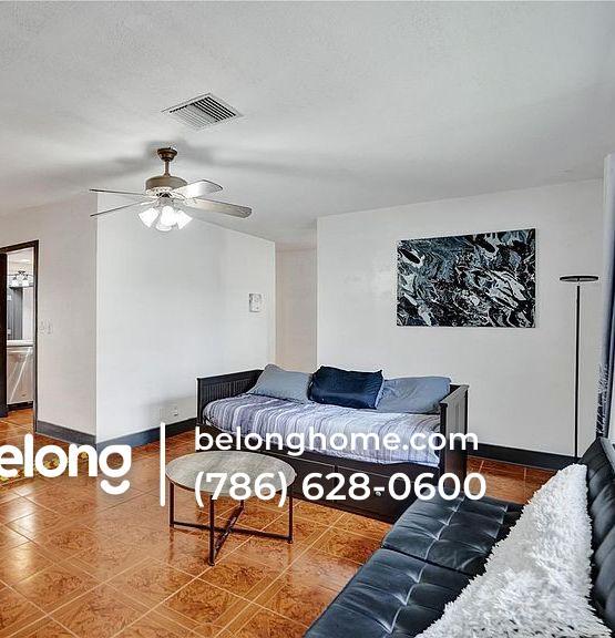 Building Photo - 5380 SW 8th Ct