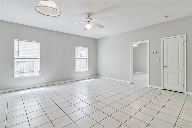 Building Photo - 13986 Fortuna Bay Dr