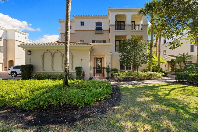 Building Photo - 2864 Tiburon Blvd E