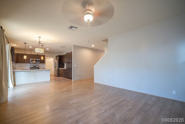 Building Photo - $4700.00 | 4BD/3BA Single Family Home In S...