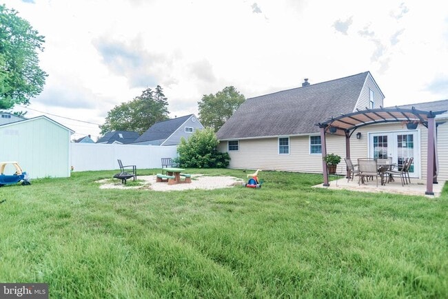 Building Photo - 70 Huckleberry Ln