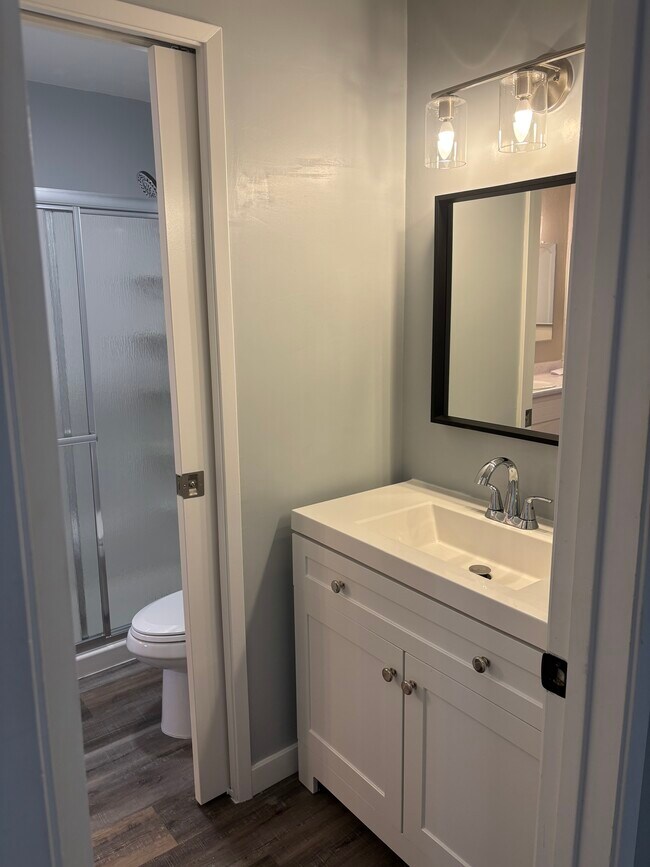 Building Photo - 1116 J St