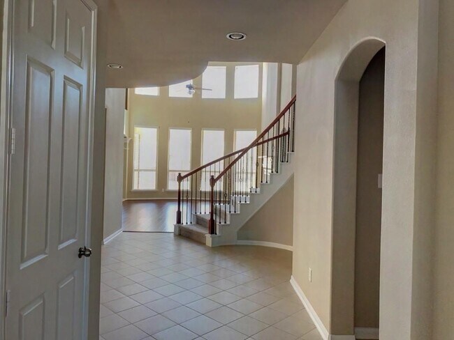 Building Photo - 20111 Ivory Valley Ln